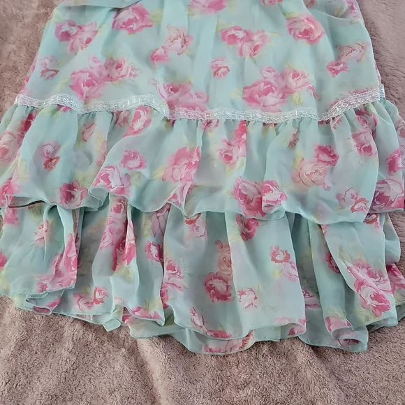 Flower Maxi Dress - Picture 2 of 3